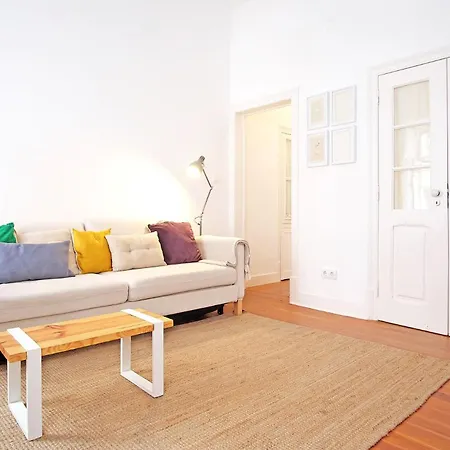 Cec Charm At Coolest Area To Stay! Real, Near To Bairro Alto - Lis Downtown *