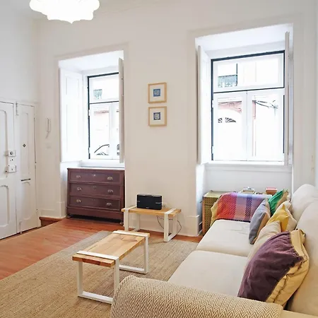 Cec Charm And Light! Downtown In Principe Real! アパート リスボン